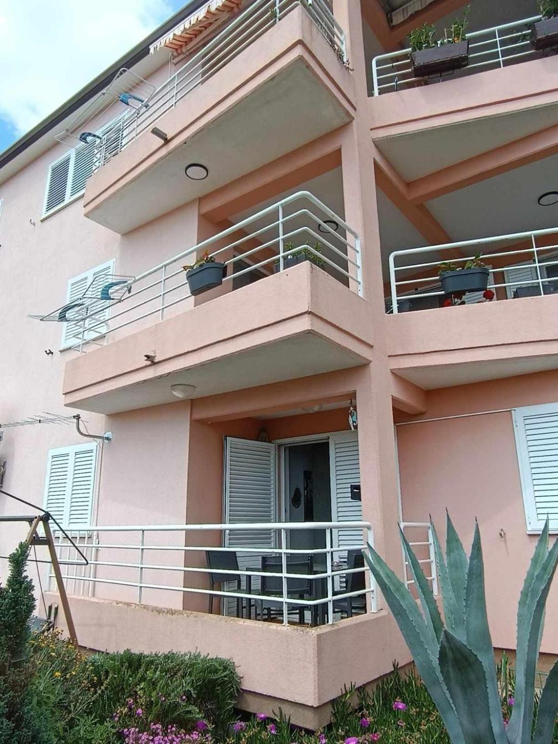 Apartman Kiki غاباس المظهر الخارجي الصورة